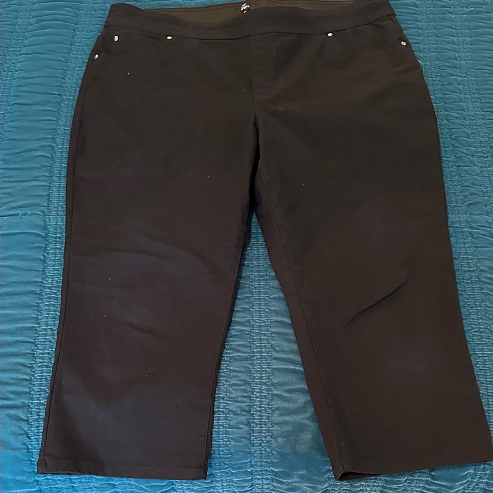 Kim Rogers Black Capris